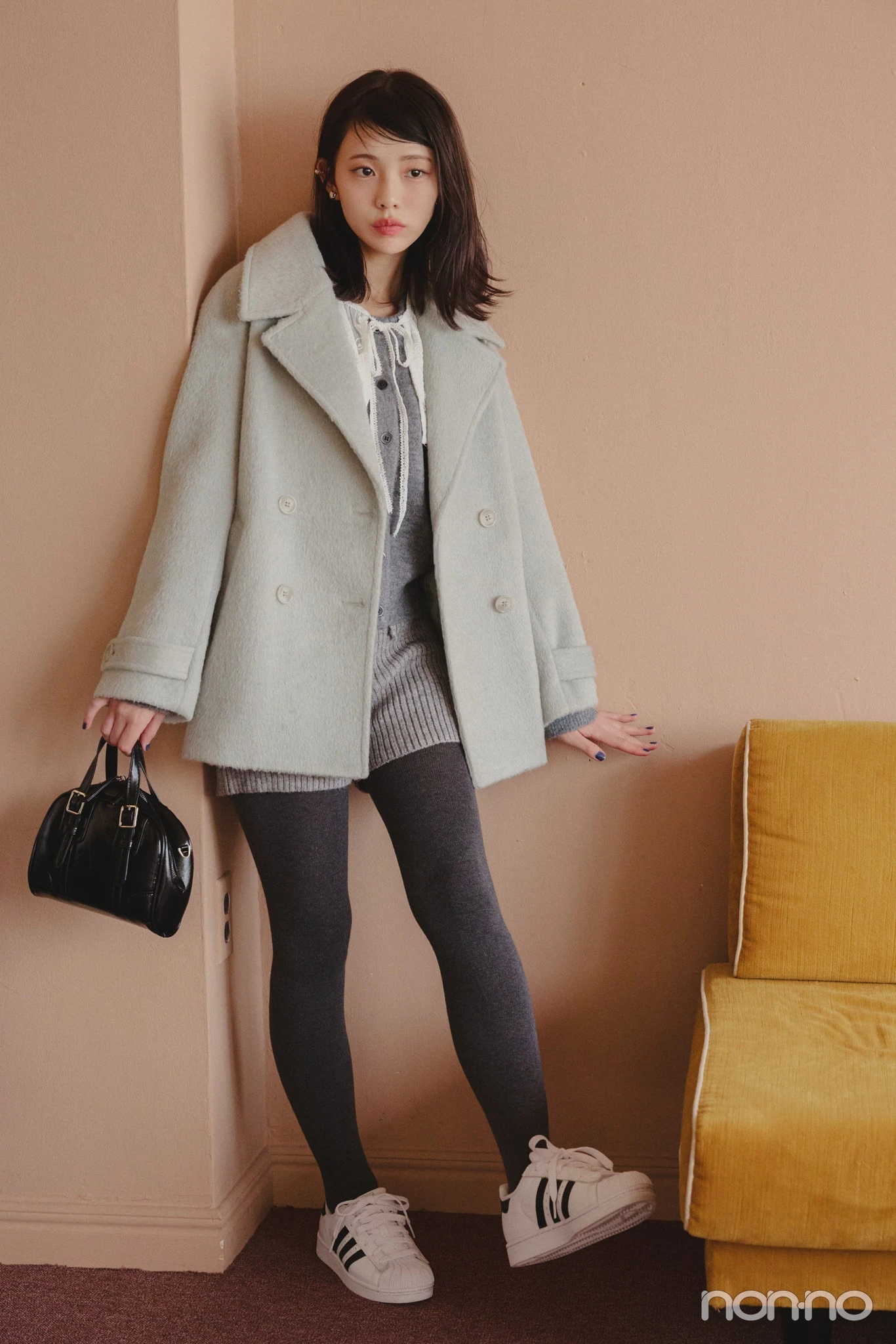 GRLのグレーのニットショートパンツ