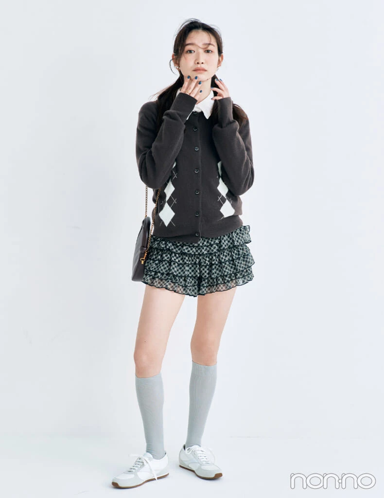 【non-no web】岡本夏美が着こなす大学生の毎日コーデ