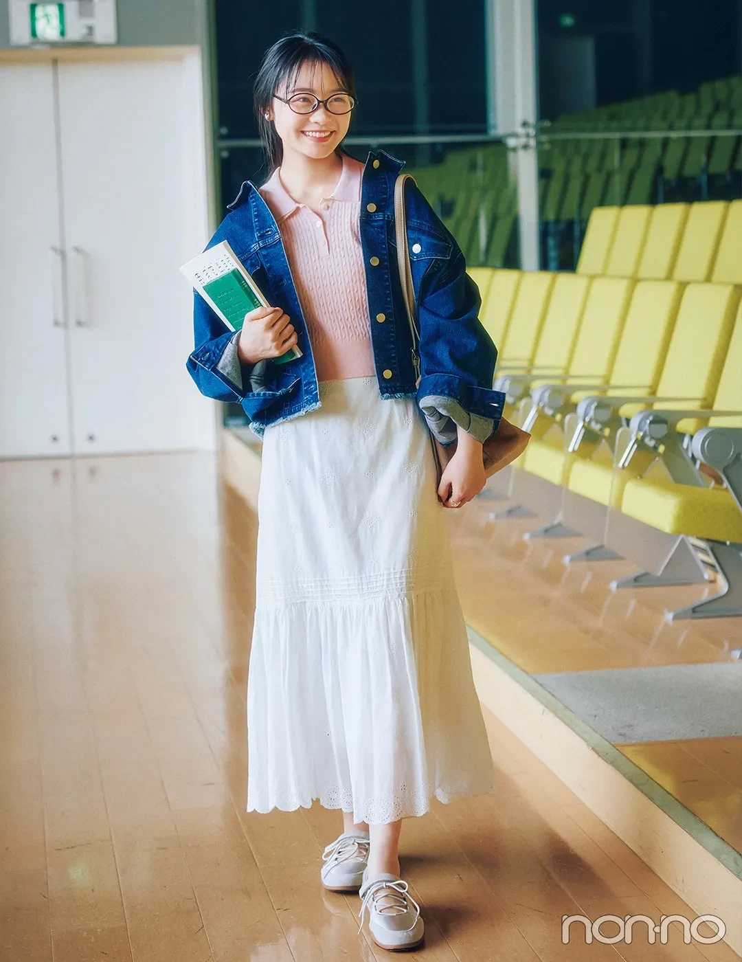 林芽亜里の大学生の一週間コーデ 水曜日のGジャンスタイル
