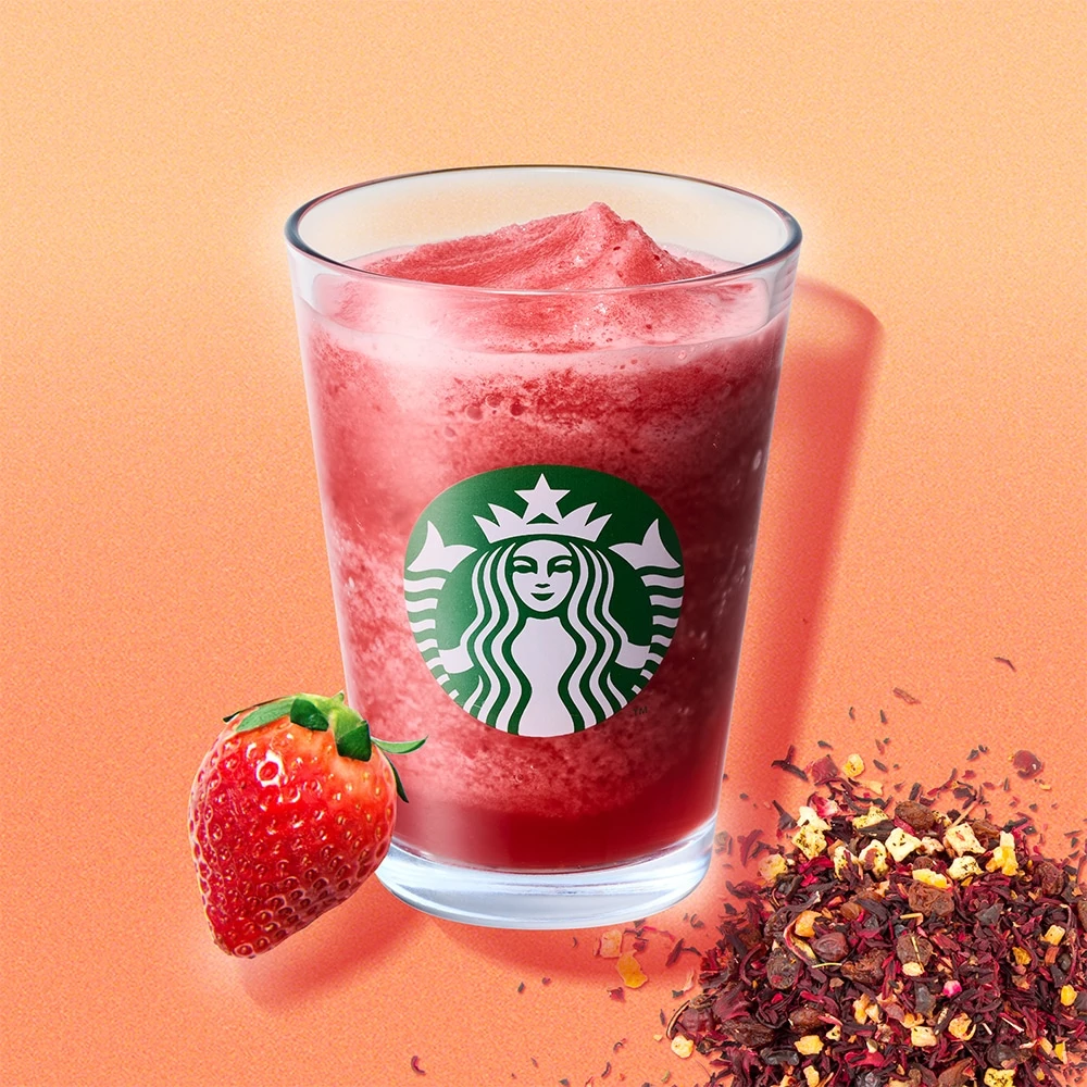 スタバ新作のストロベリー & パッション ソルベ ティー