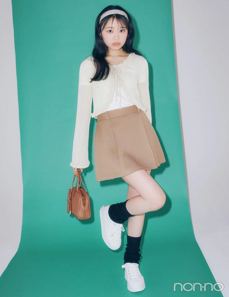 【non-no web】林芽亜里が着こなす大学生の毎日コーデ