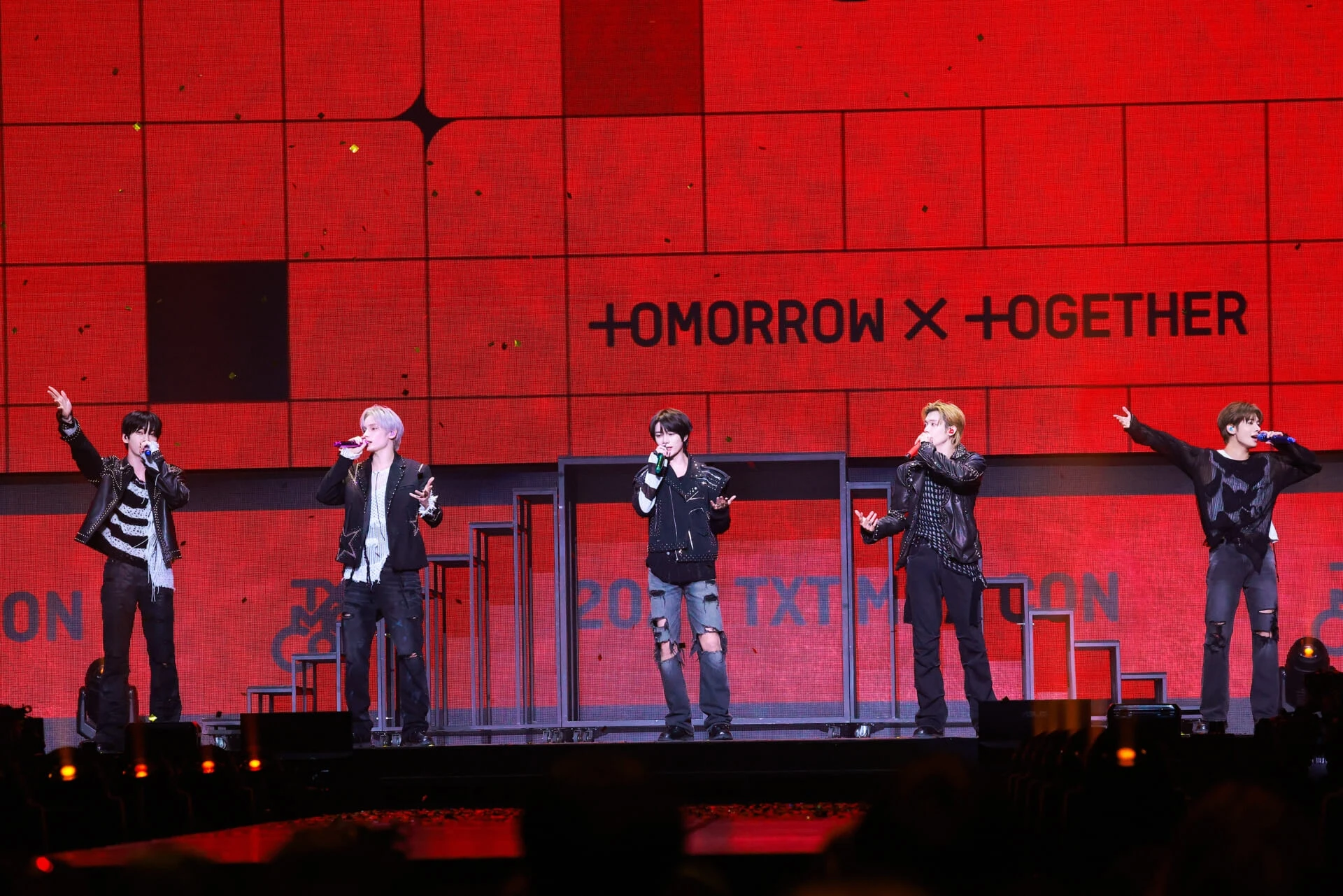 『2026 TXT MOA CON IN JAPAN』のオープニングの様子