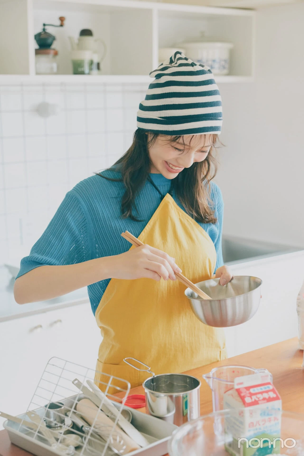 菊地姫奈のひなでぃぐ。第14回ドーナツの材料を混ぜるカット