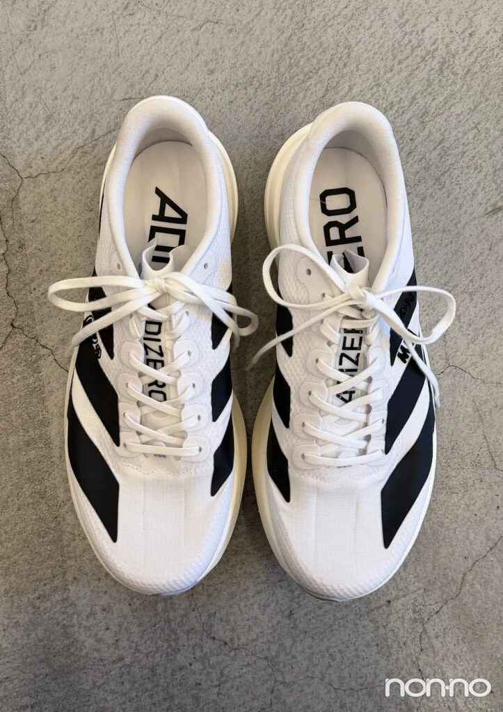 「ADIZERO EVO SL WOVEN」のウーブン素材のアッパー