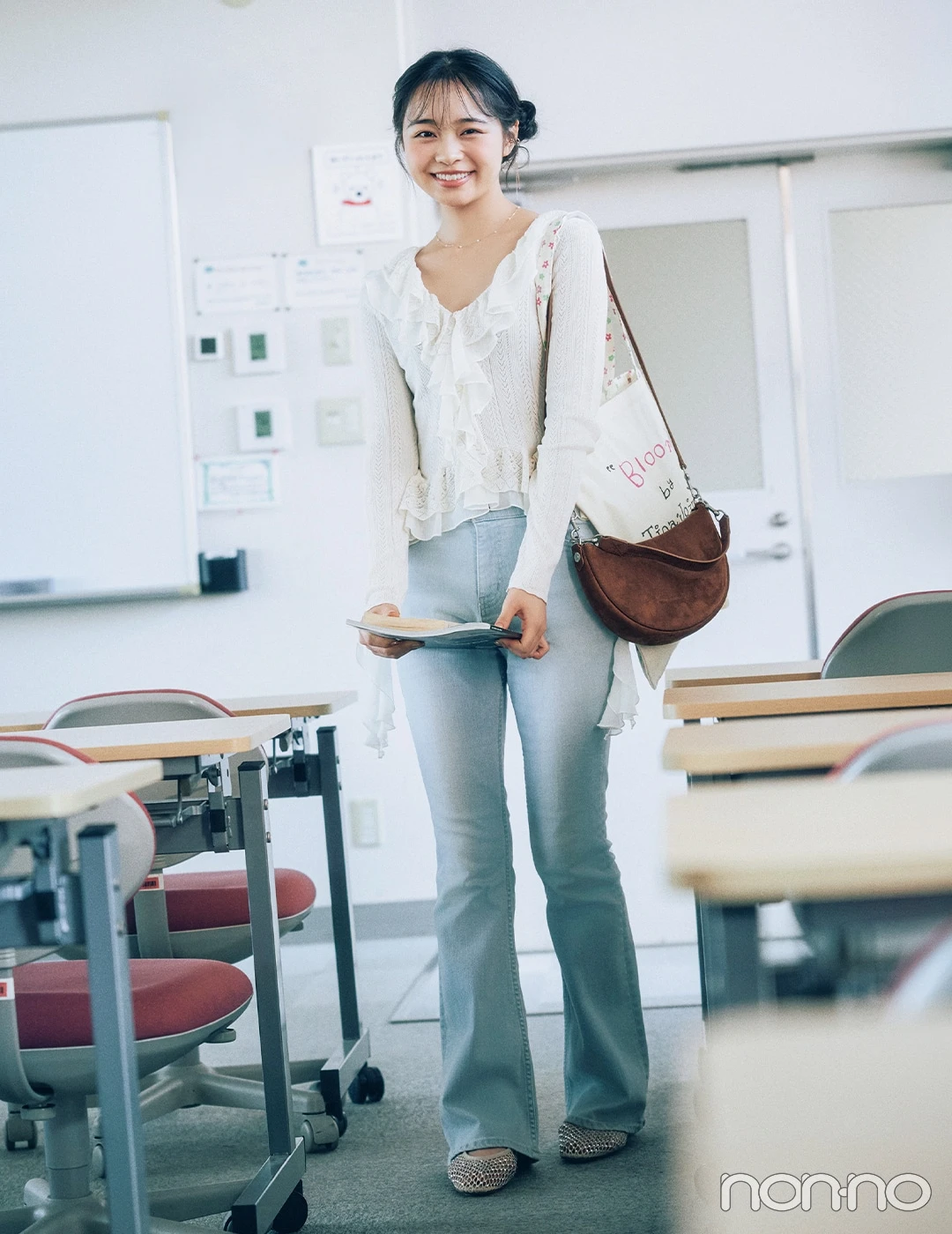【non-no web】林芽亜里が着こなす大学生の毎日コーデ