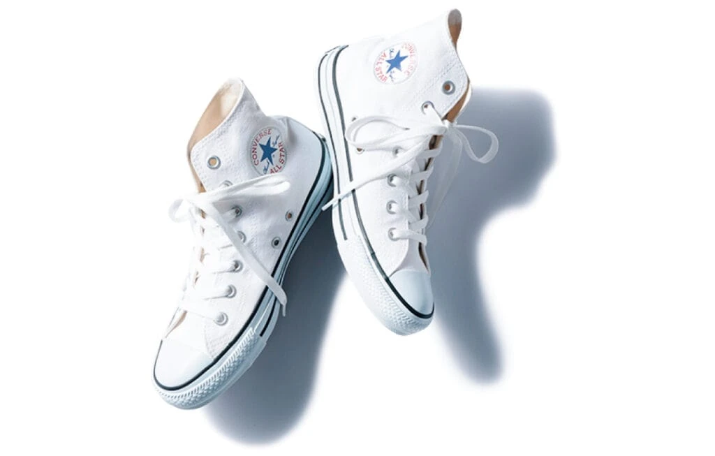 白スニーカー大賞「CONVERSE
ALL STAR COLORS HI ホワイト/ブラック」