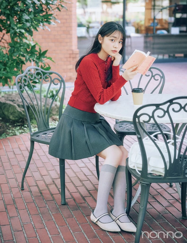 林芽亜里が着こなす大学生の毎日コーデ