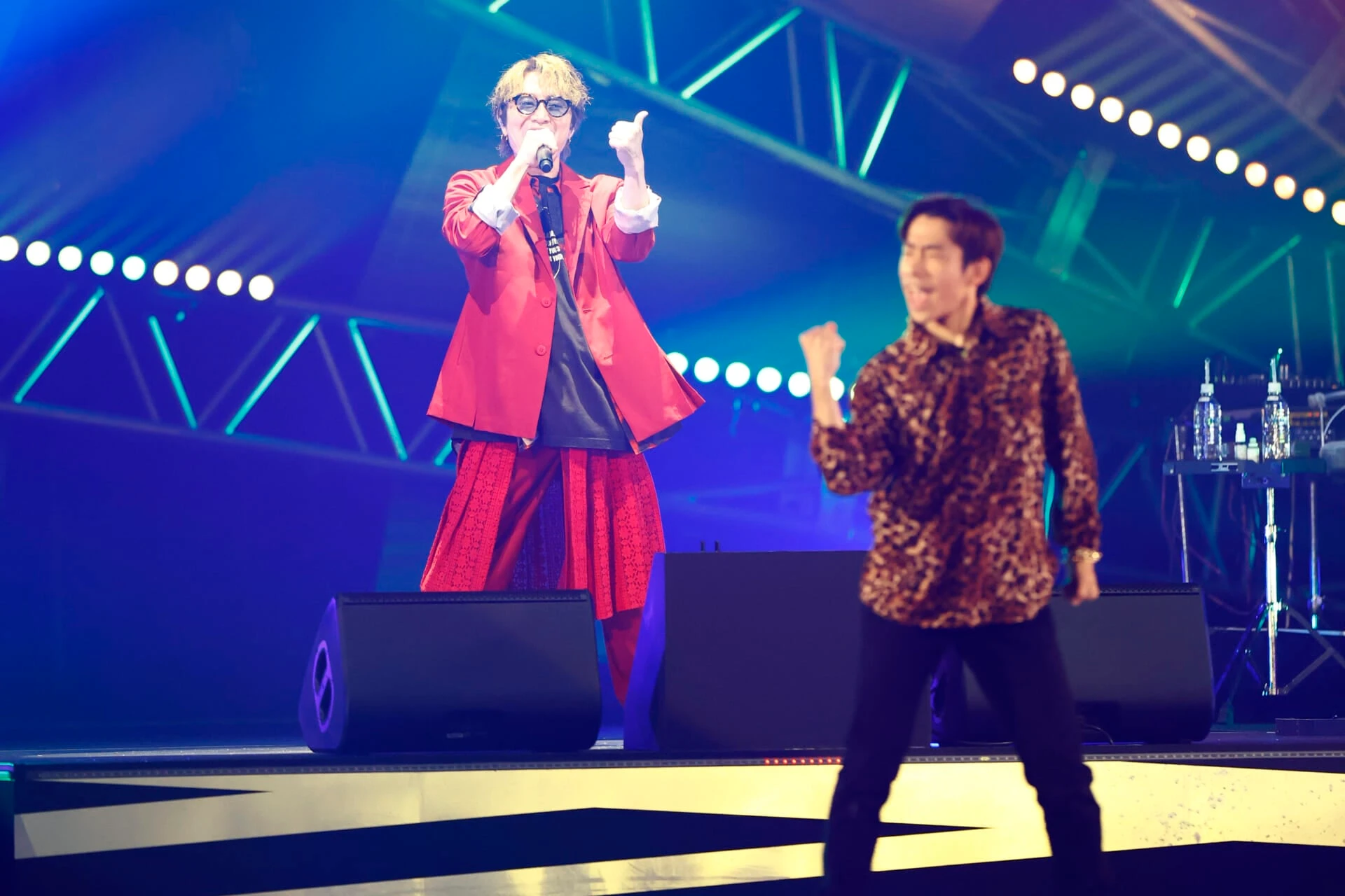 ファンタジーオンアイスで演技する織田信成 「ズッコケ男道」with 安田章大