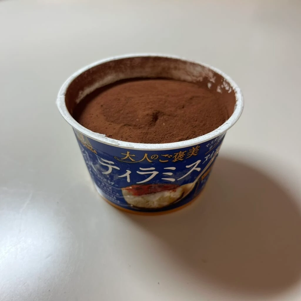 森永製菓　ティラミスアイス 開封後 ココアパウダー