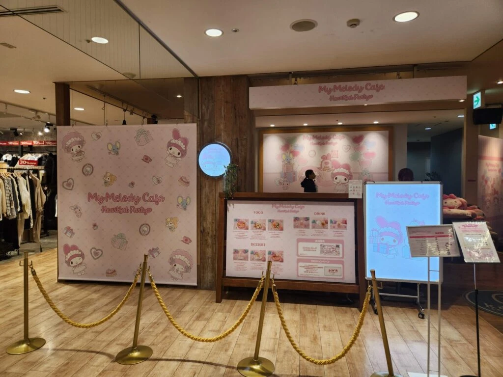 マイメロカフェ 外観 パルコ 名古屋