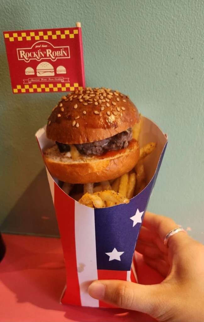 ロッキンロビン ハンバーガー 食べ歩き 大須