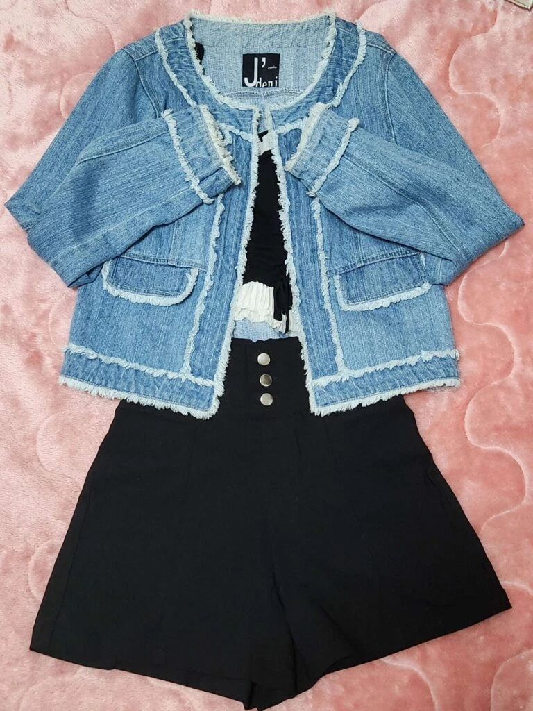 デニムジャケット 春コーデ
キャミソール 