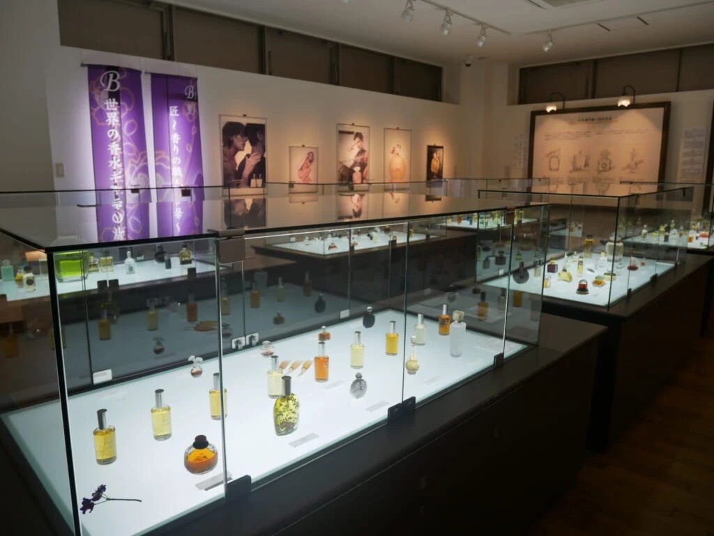 大分香りの博物館_1階展示