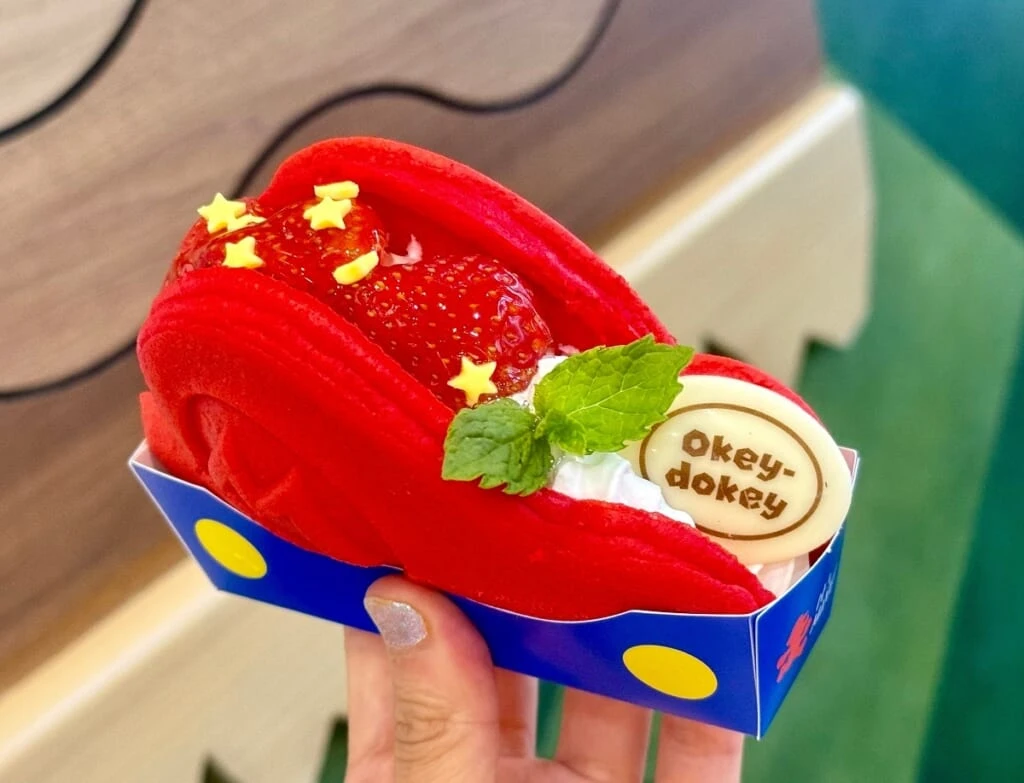 パンケーキ・サンド マリオの帽子 ~いちごのショートケーキ~
