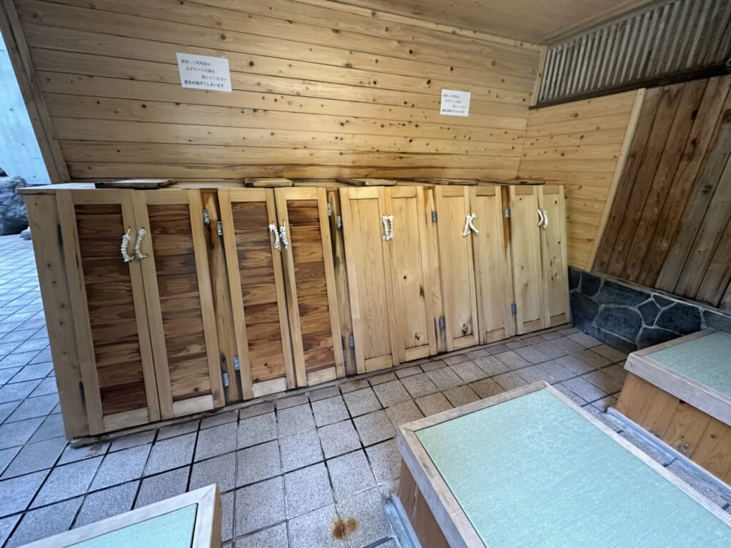 熊本県小国町 蒸気サウナ 引きで見た外観
