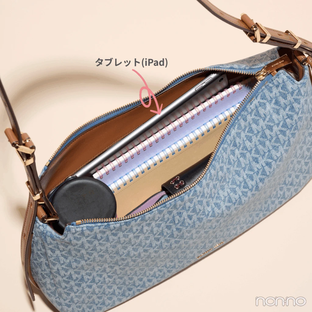 【iPad収納可】マイケル・コース　通学バッグ