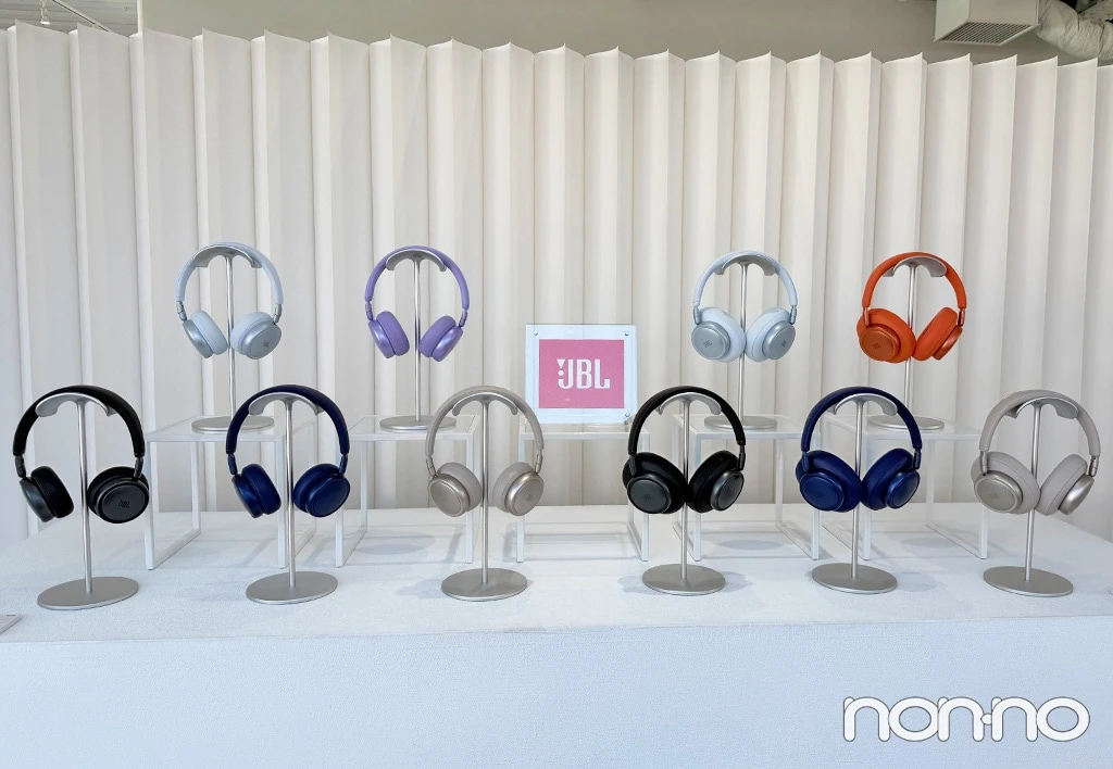 JBLの最新ヘッドホン『JBL Live 780NC』と『JBL Live 680NC』