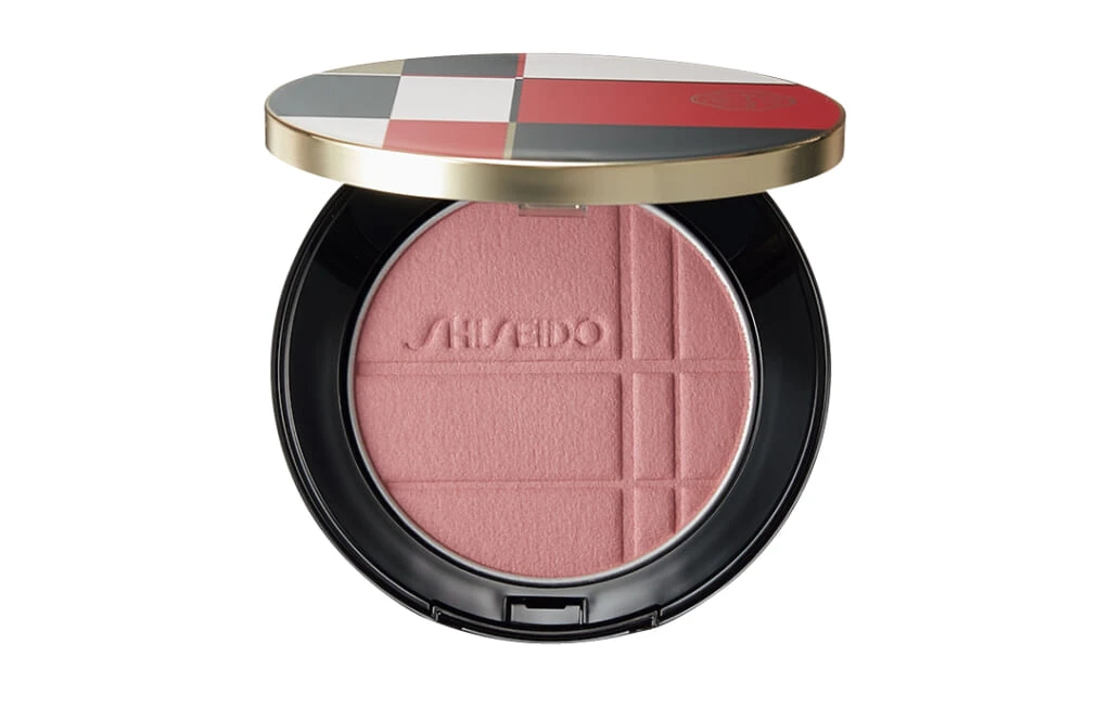 カラー+グロウ エンハンサー 06¥6270/SHISEIDO