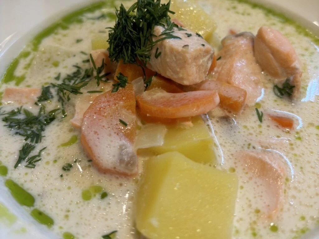 友野一希さんがヘルシンキで食べたサーモンスープ3