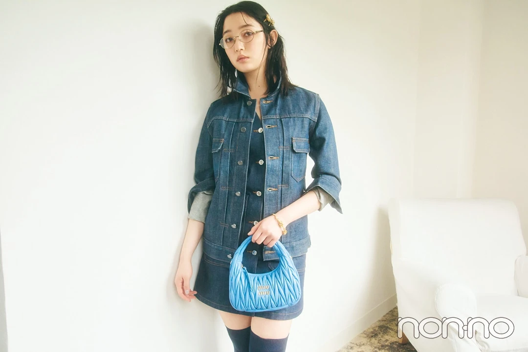 美術館コーデに合うおすすめブランドバッグ　ミュウミュウMIU MIU