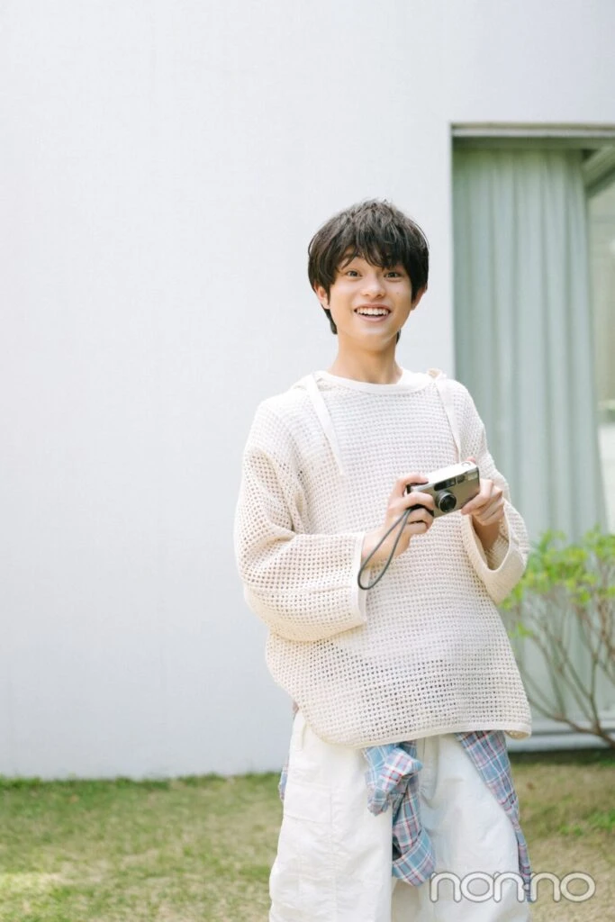 黒川想矢さんカメラ手持ち画像