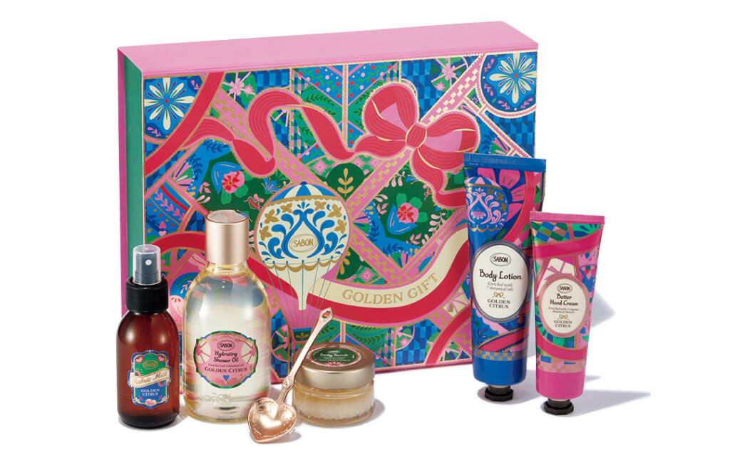 SABON【サボン】のクリスマスコフレ2026

ホリデーギフト ゴールデン・シトラス¥14850