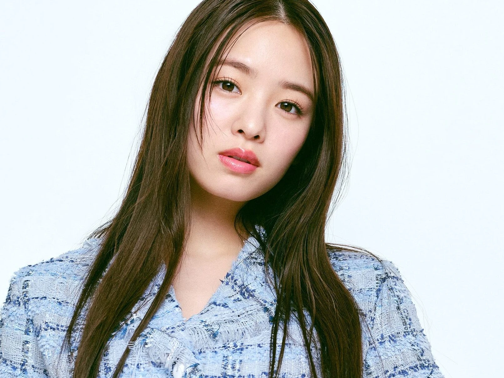 横田真悠プロフィール写真