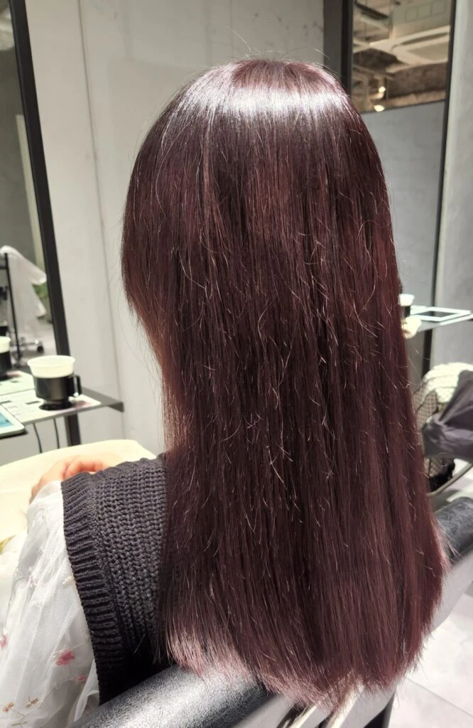 ピンクブラウン ヘアカラー 写真