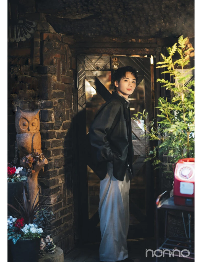 青木柚さんと落ち着く雰囲気のレトロ喫茶でデート_4