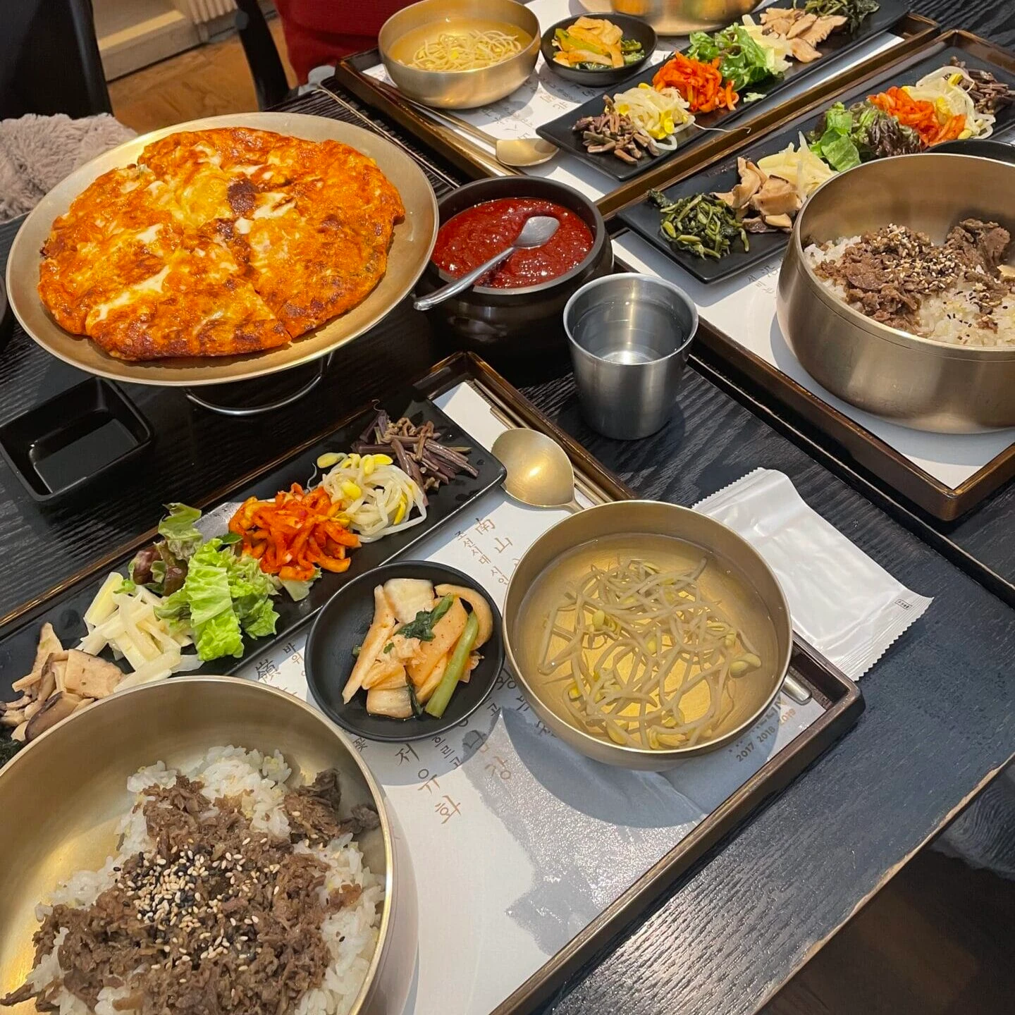 木覓山房 本店　プルコギビビンパ　チーズキムチチヂミ