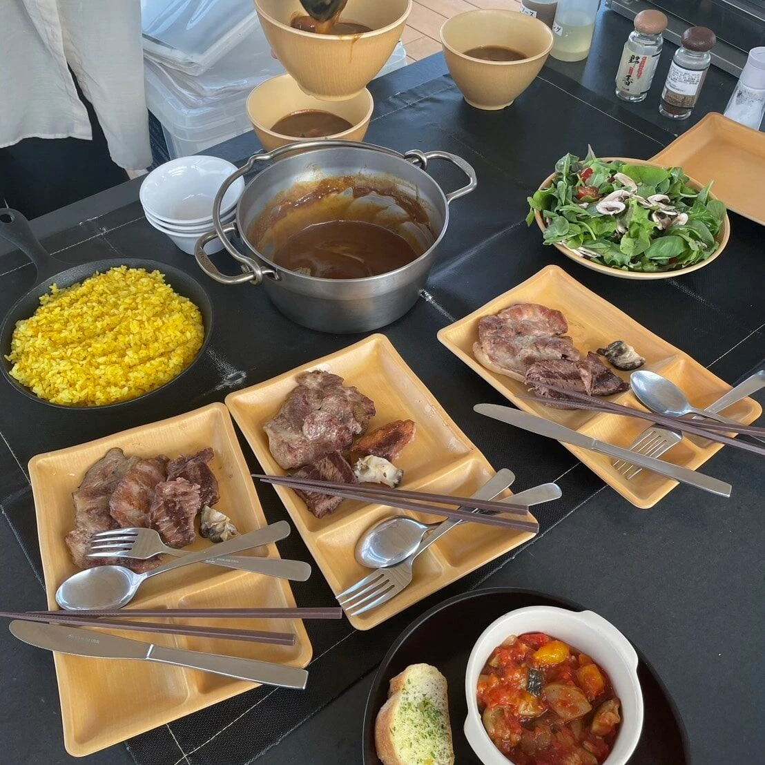 ISUMI Glamping Resort & Spa SOLAS 夕食