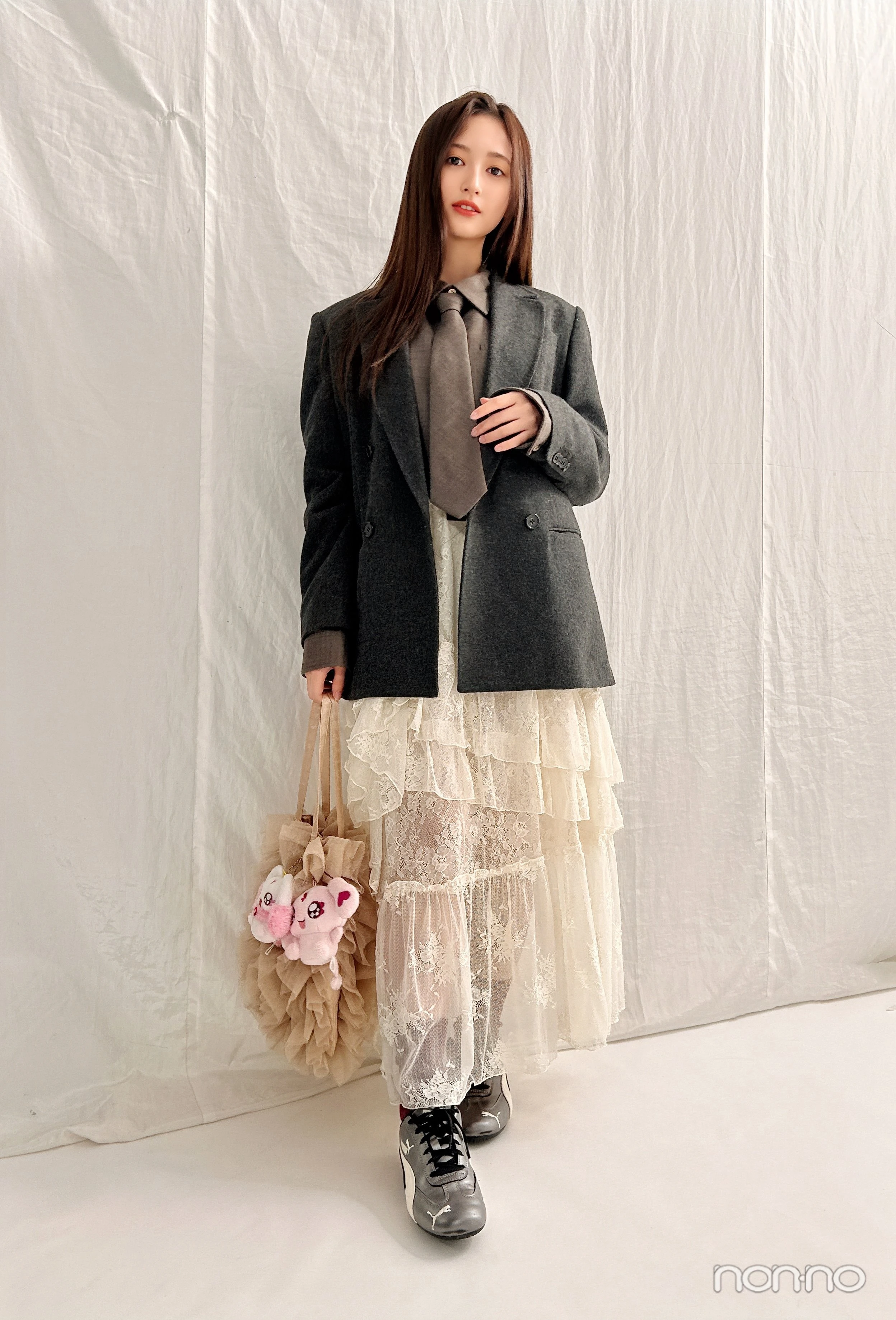 井上和の私服全身