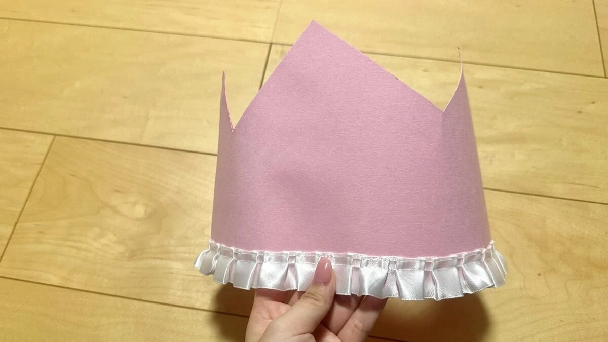 フリルを付けた