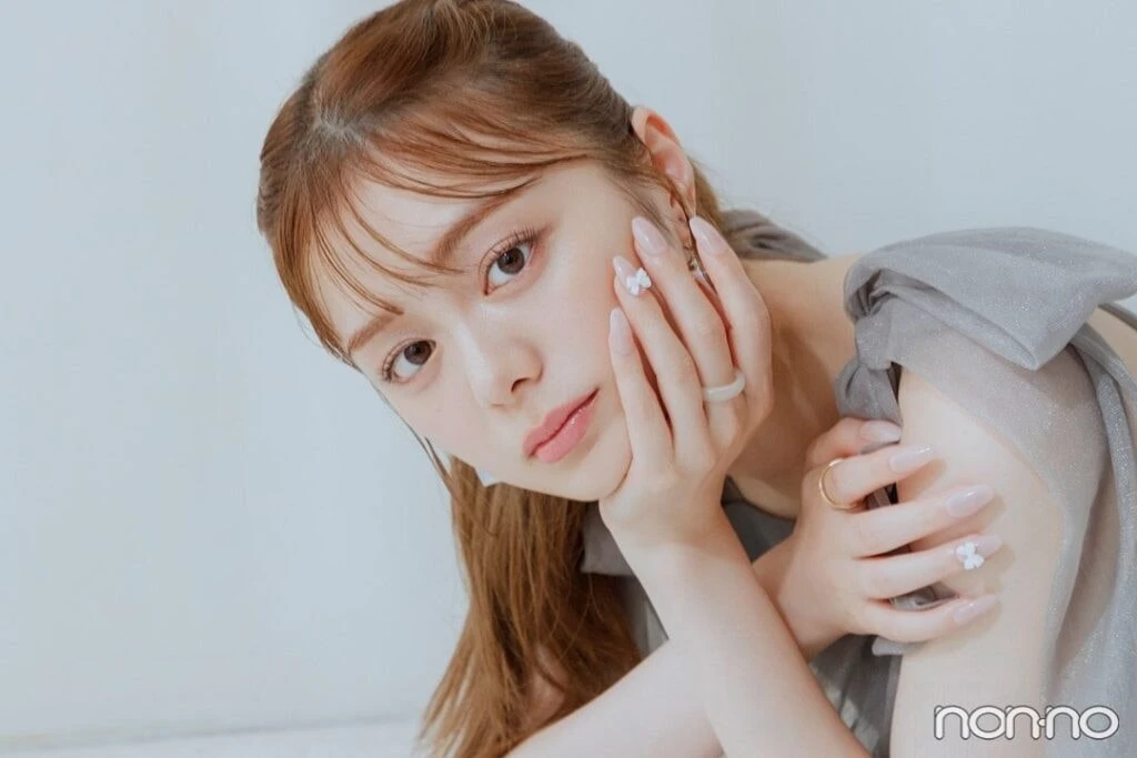 紺野彩夏 大人ピンク×リボンパーツのバレエコアネイル