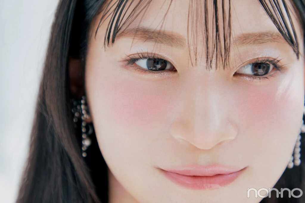 ブルべ冬におすすめのメイクの頬