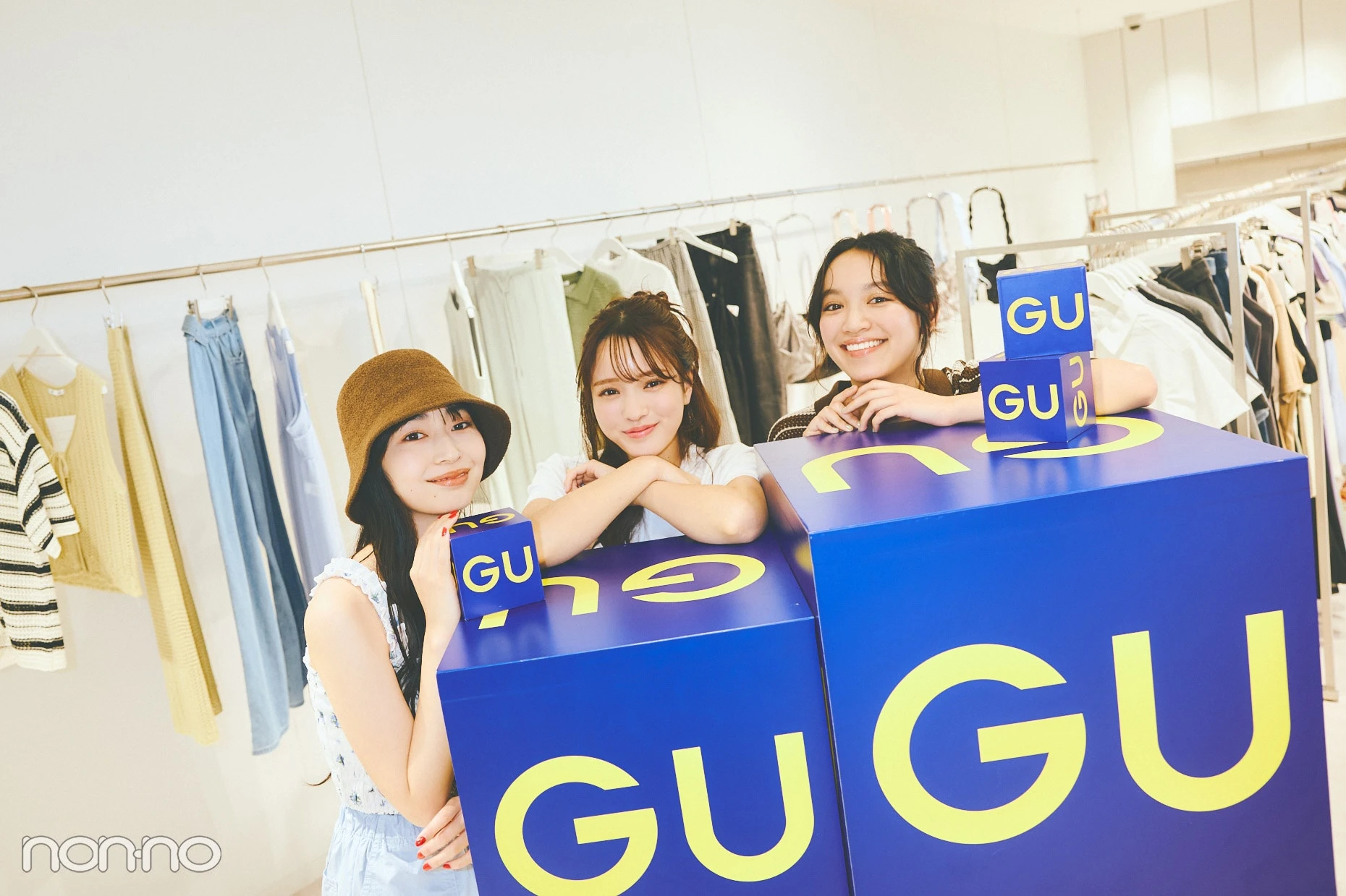 GUプレスルームに集まったnon-no girls３名