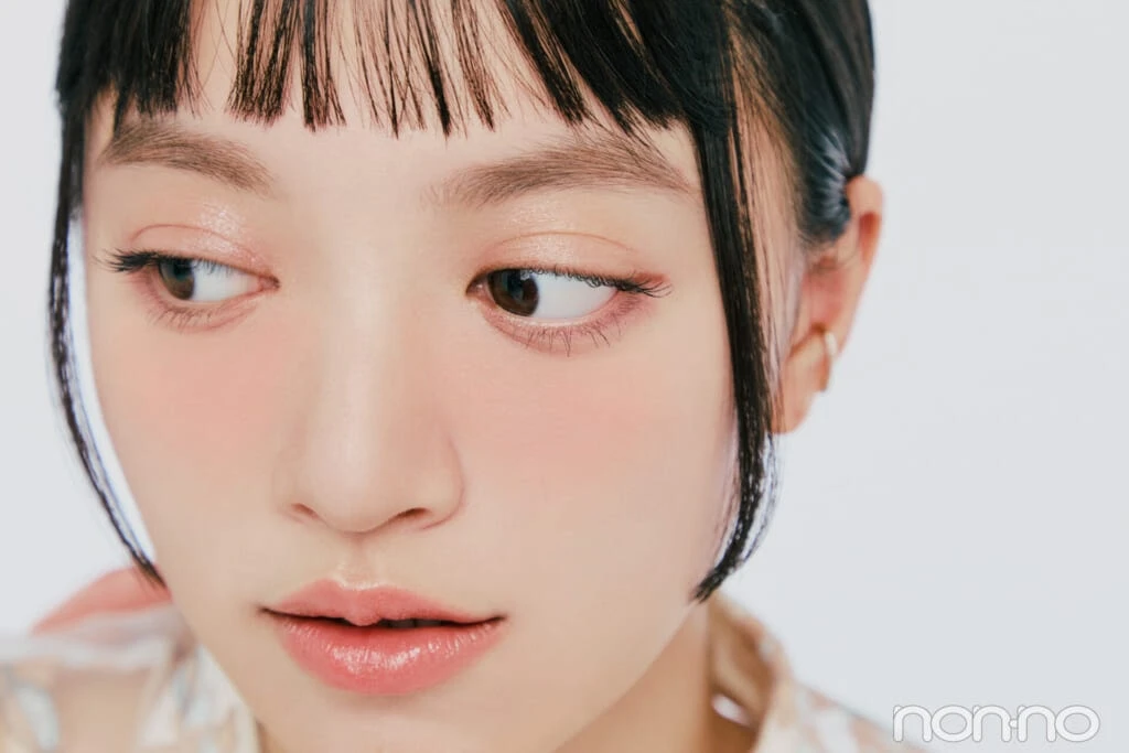 イエベ春向けメイクのチーク