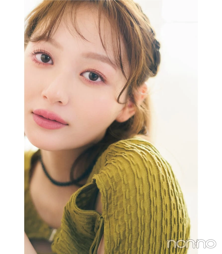 DAY 4
女友達とのショッピングだから、下まぶた重めの囲みアイでしゃれ感もイケてる感も♡