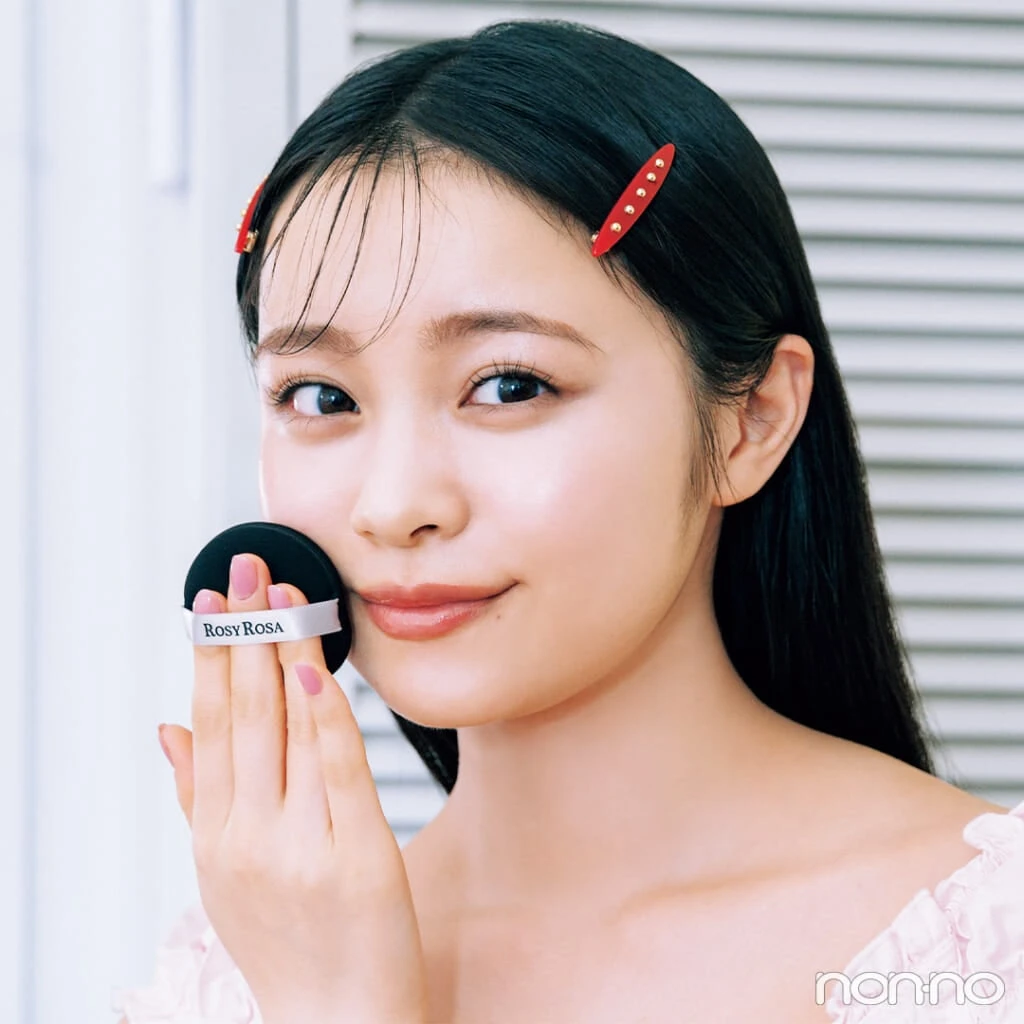 朝のベースメイクに! ROSY ROSA(ロージーローザ)マルチファンデパフ 林芽亜里