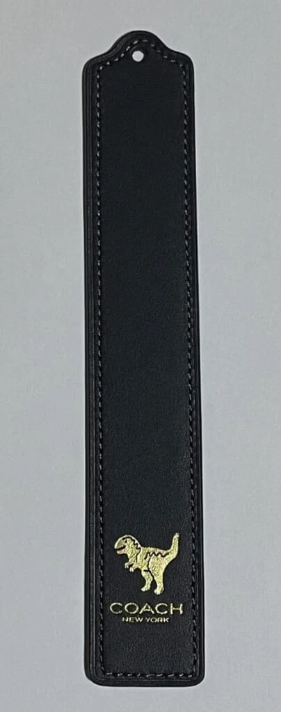COACH『レザーブックマーク』