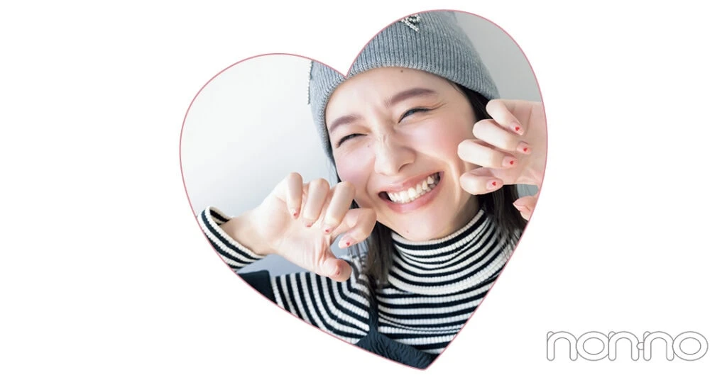 堀田真由のニット×ネイルモデルカット1-10