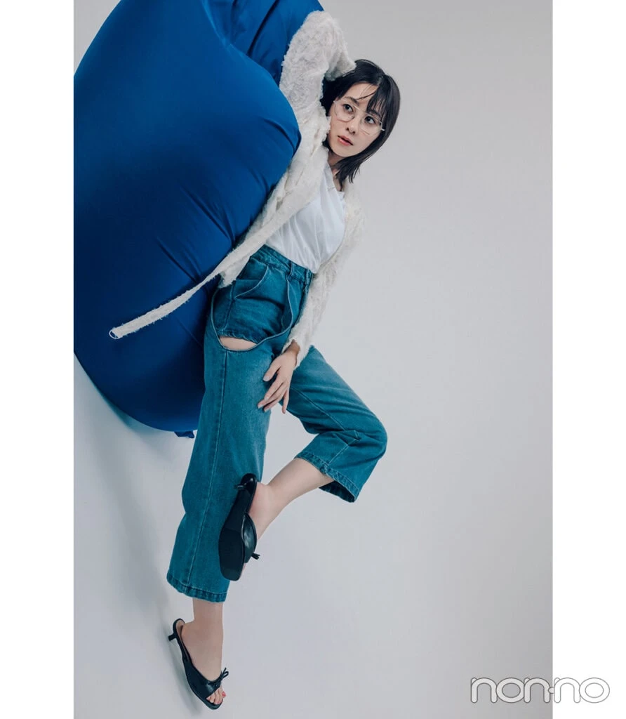 堀田真由の肌見せ春デニム1