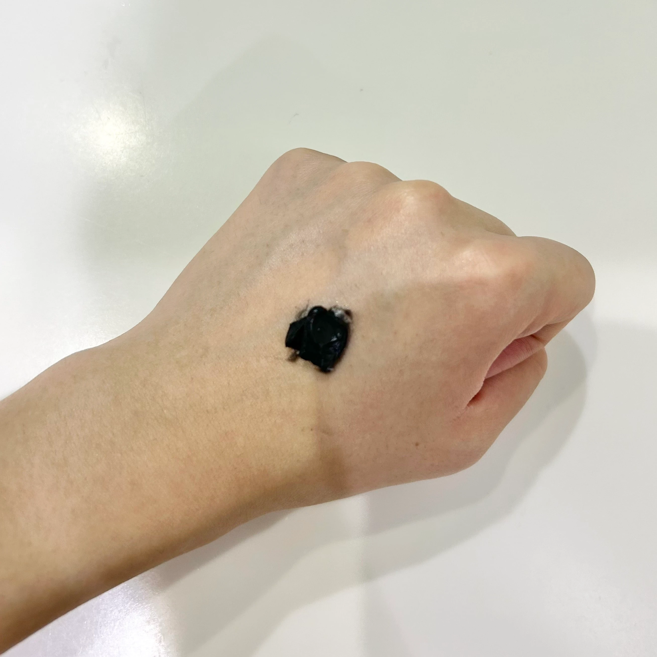 CLAYGE(クレージュ)クレンジングバーム  ブラック 　テクスチャー