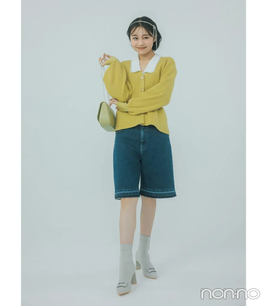 林芽亜里が着こなす大学生の一週間コーデ 木曜日のデニムジョーツスタイル
