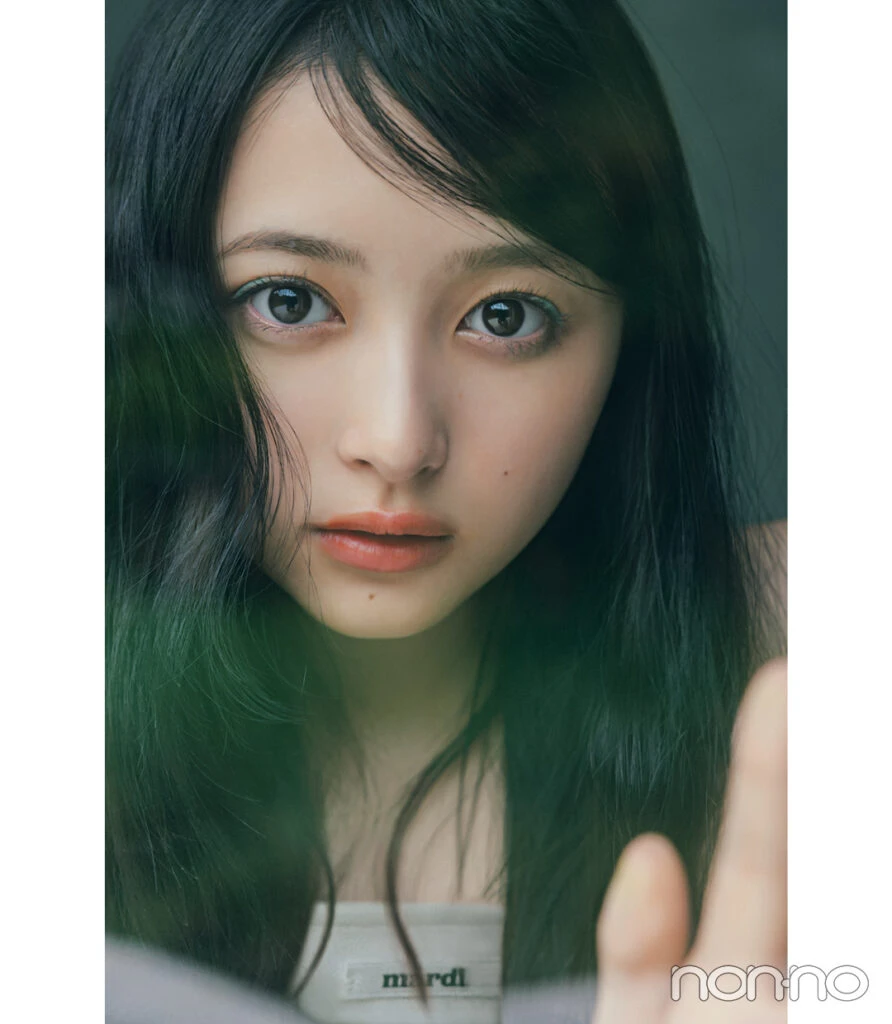 井上和カバーガール特集モデルカット6-1