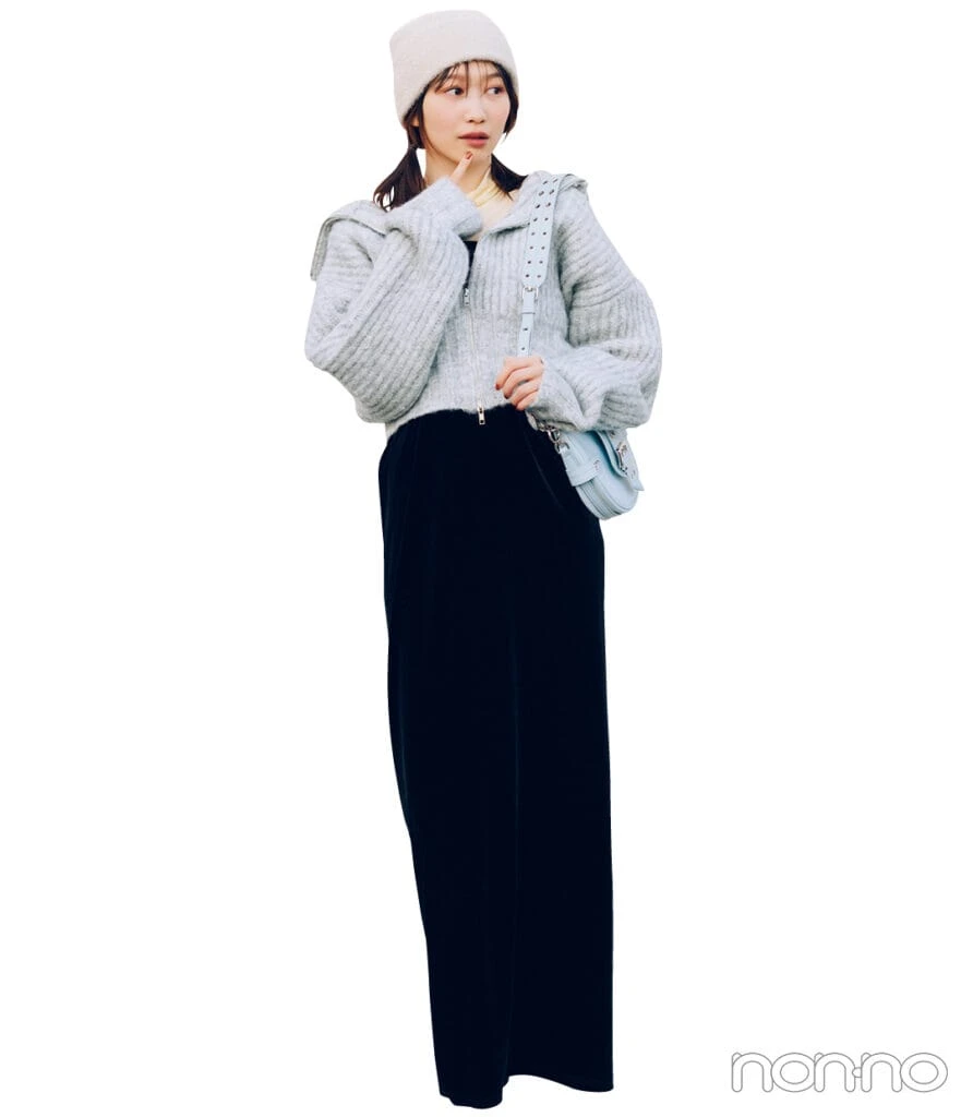 【ディズニーコーデ】ロングワンピース×ジップニット×ニット帽