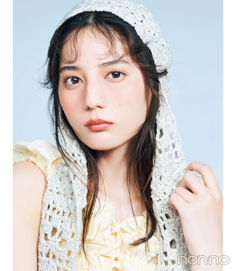 小坂菜緒の脂性肌の崩れないベースメイク