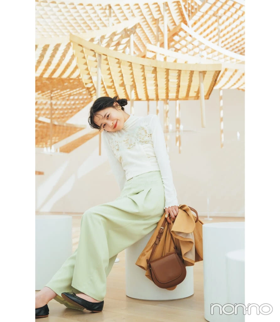 林芽亜里の「藤本壮介の建築:原初・未来・森」に行く時の美術館コーデ4