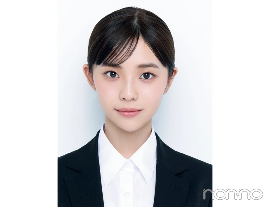 証明写真撮影におすすめのベーシックなシャツ、スーツ