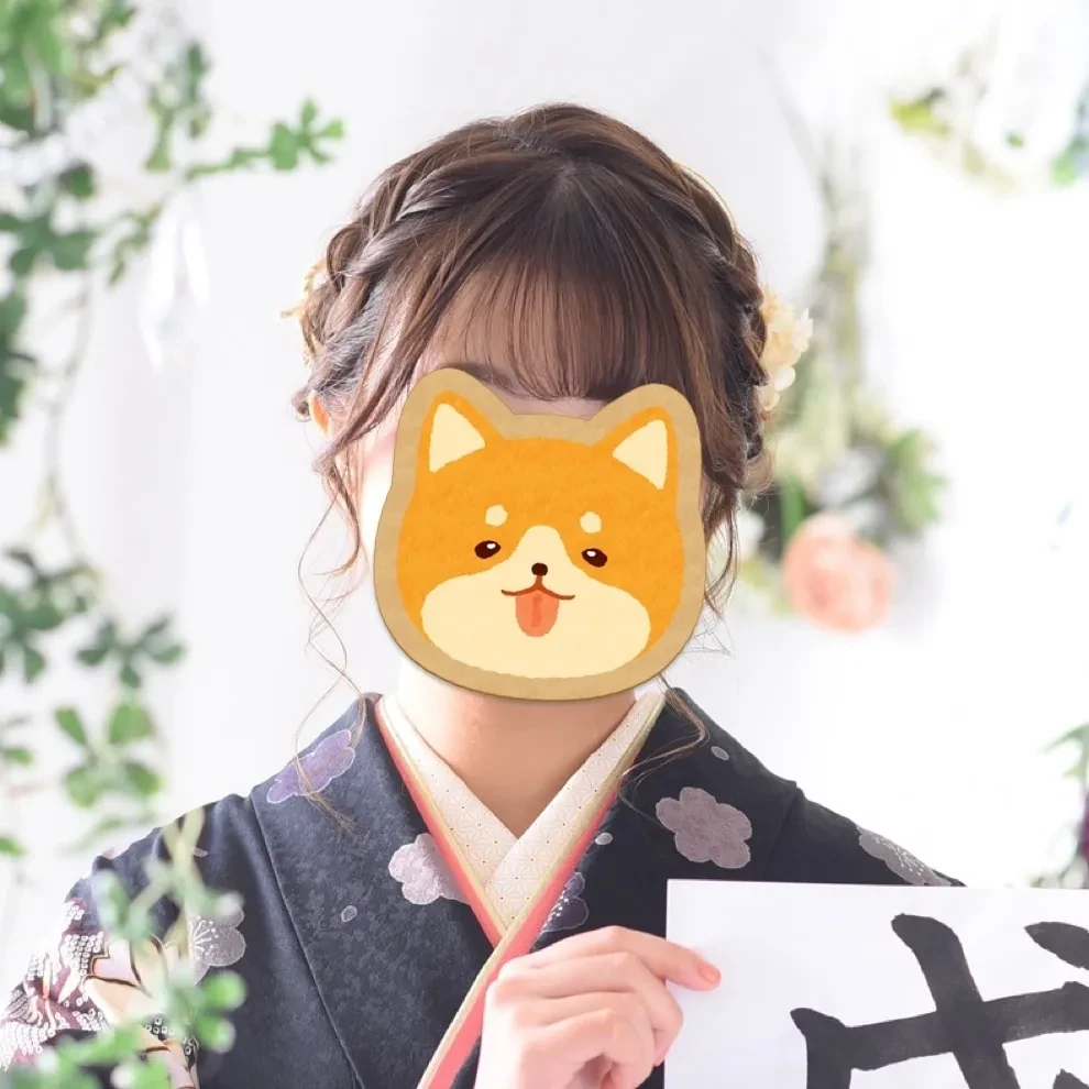 大学生エディターズの同窓会の髪型 編み込みアップヘア
